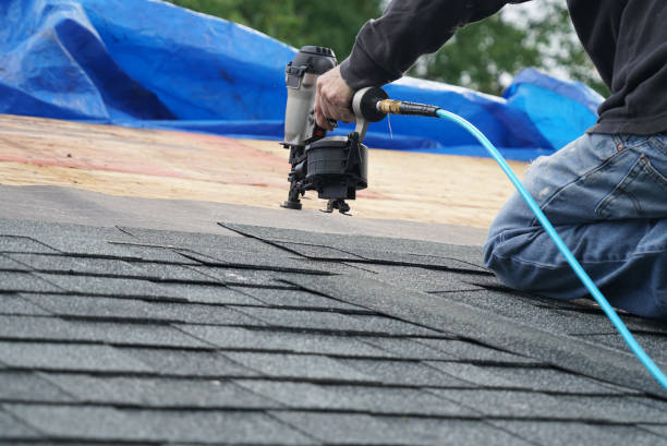 Best Emergency Roof Repair  in Churubusco, IN